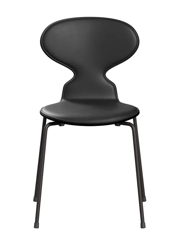 3101 Myren Stol, forsidepolstret af Arne Jacobsen