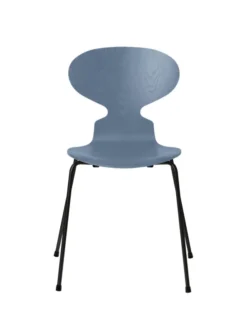3101 Myren Stol i farvet ask af Arne Jacobsen