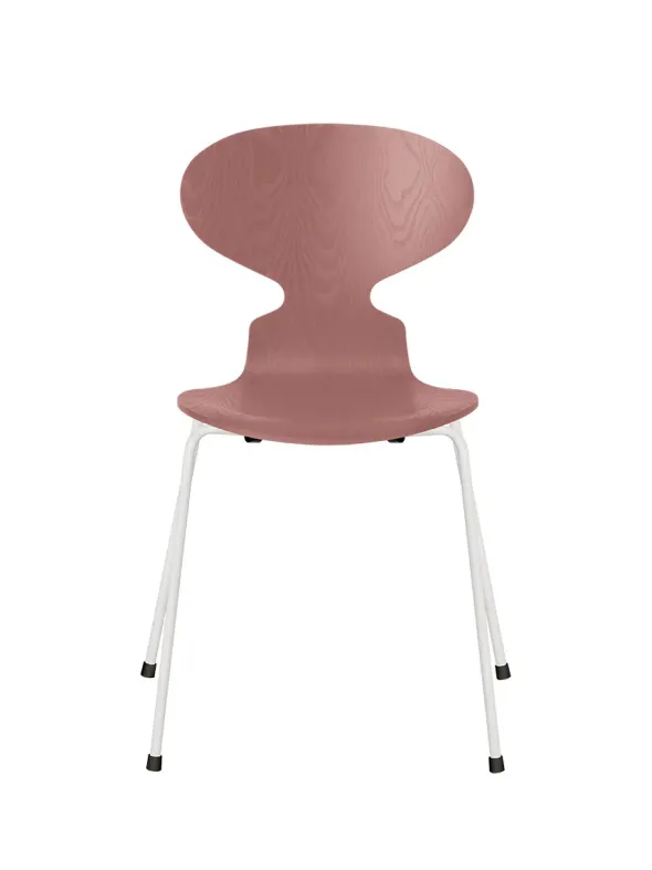 3101 Myren Stol i farvet ask af Arne Jacobsen
