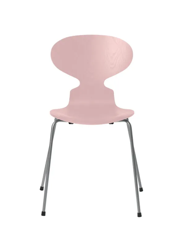 3101 Myren Stol i farvet ask af Arne Jacobsen