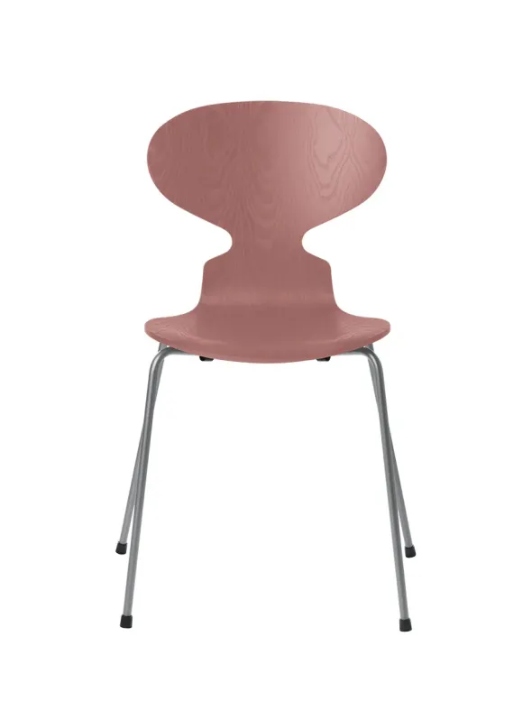 3101 Myren Stol i farvet ask af Arne Jacobsen