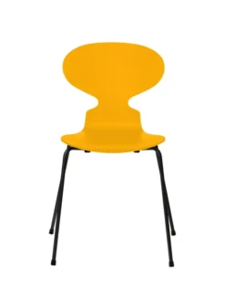 3101 Myren Stol lakeret af Arne Jacobsen