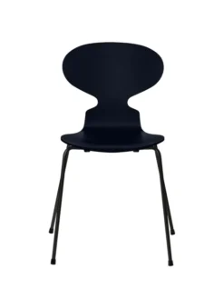 3101 Myren Stol lakeret af Arne Jacobsen