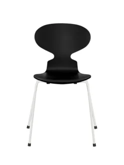 3101 Myren Stol lakeret af Arne Jacobsen