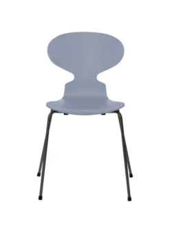 3101 Myren Stol lakeret af Arne Jacobsen