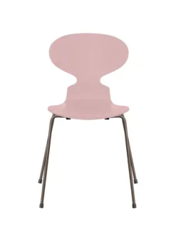 3101 Myren Stol lakeret af Arne Jacobsen