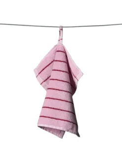Naram towel - Baby pink & Ski patrol fra Bongusta
