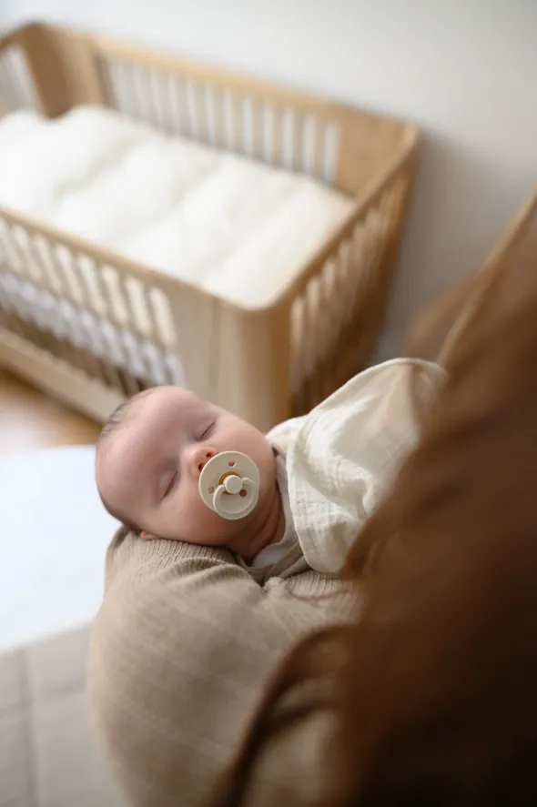 Nature Baby Bed 2.0 fra We Are Bitte