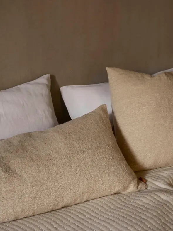 Nettle Cushion, large fra Ferm Living