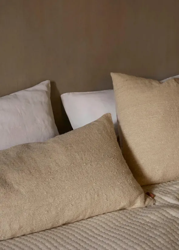 Nettle Cushion, long fra Ferm Living