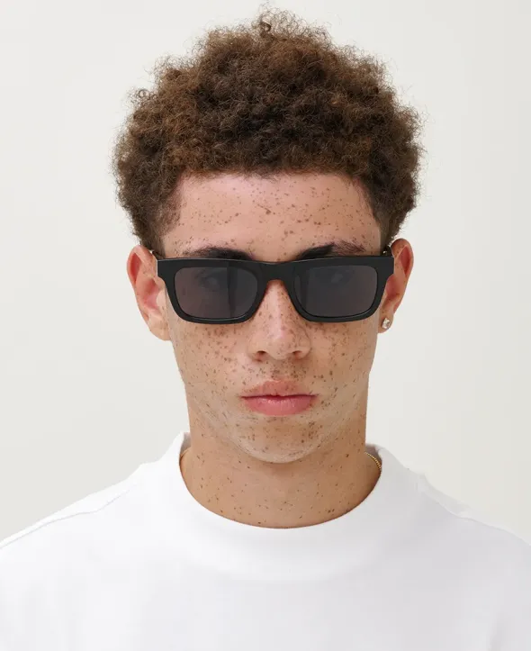 NEW DYLAN, grey black fra MessyWeekend