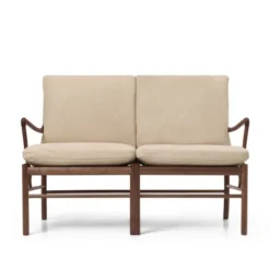 OW149-2 Colonial sofa valnød olie, Terra-læder af Ole Wanscher