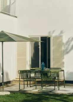Palissade Table 170x90, olive fra Hay