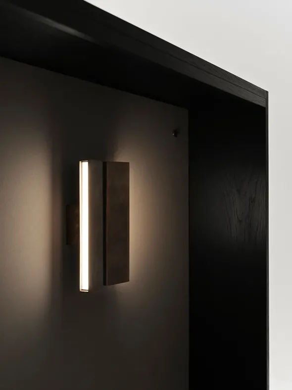 Papilio Double Væglampe, browned brass fra Anour