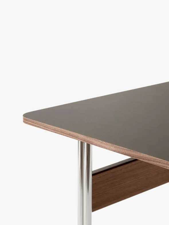 Pavilion Skrivebord AV16 fra &Tradition