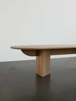 Pillabout Dining Table, 300x100 cm fra Louise Roe