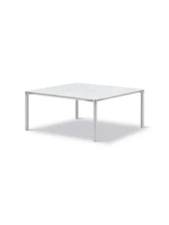 Piloti Bord, hvid carrara fra Fredericia Furniture