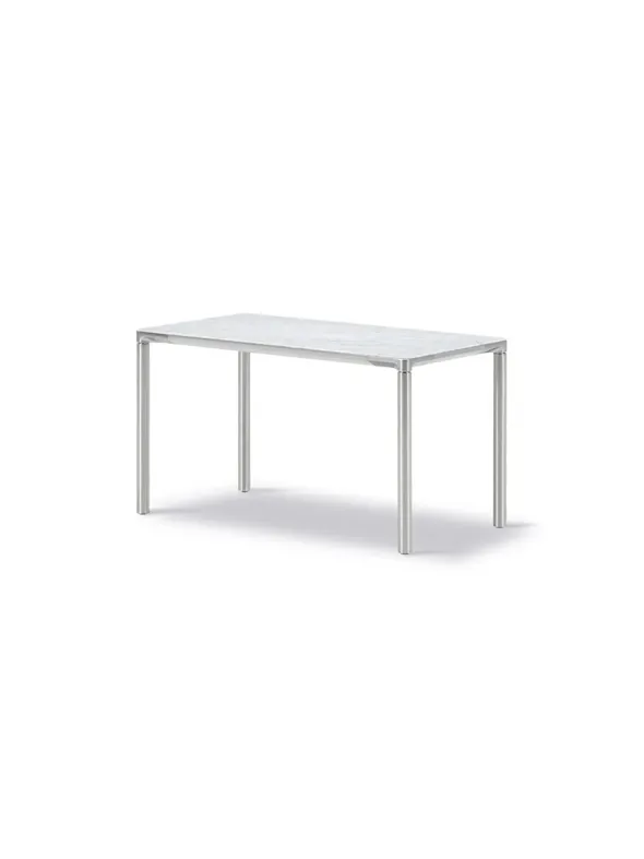 Piloti Bord, hvid carrara fra Fredericia Furniture