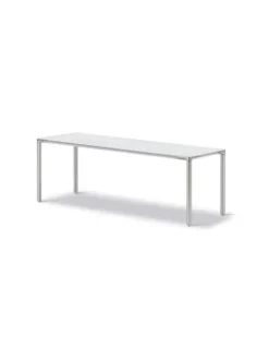 Piloti Bord, hvid carrara fra Fredericia Furniture