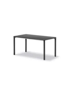 Piloti Bord, sort laminat fra Fredericia Furniture