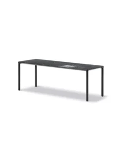 Piloti Bord, sort marquina fra Fredericia Furniture