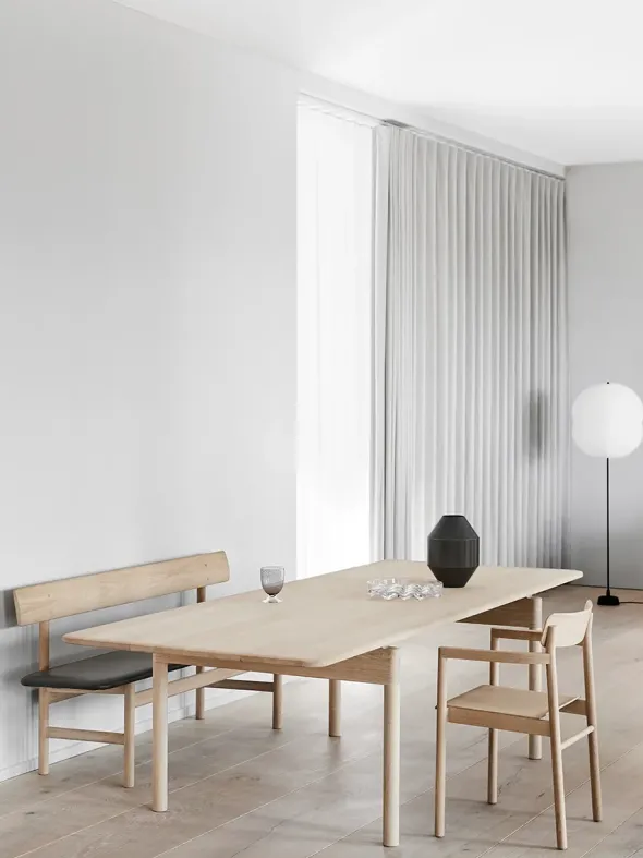 Post Spisebord 225 cm fra Fredericia Furniture