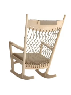 PP124 Gyngestol af Hans J. Wegner