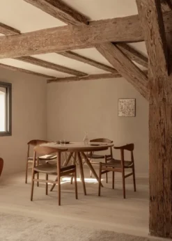PP75/140 Spisebord af Hans J. Wegner