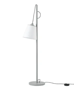 Pull Floor Lamp fra Muuto