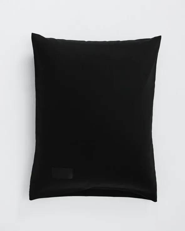 Pure Sateen Pillow Cover 50x70 cm fra Magniberg