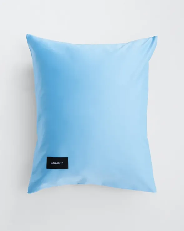 Pure Sateen Pillow Cover 63x60 cm fra Magniberg