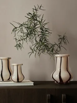 Riban Vase fra Ferm Living