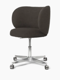 Rico Spisebordsstol w. Castors fra Ferm Living