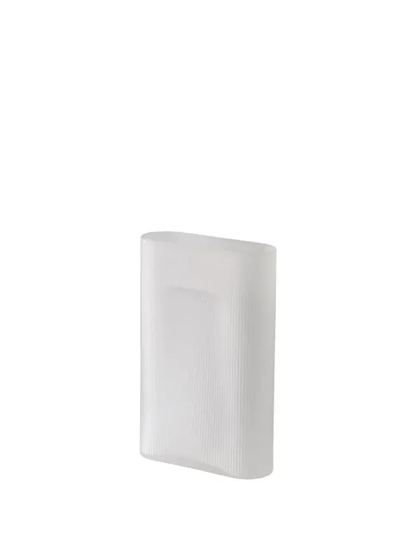 Ridge Vase, white frosted glass fra Muuto