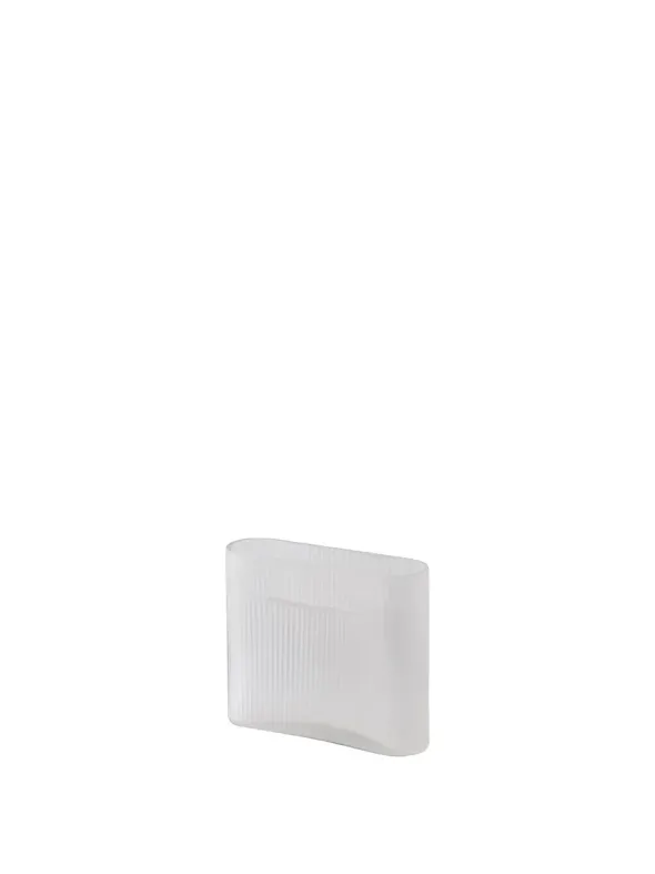 Ridge Vase, white frosted glass fra Muuto