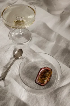 Ripple Serving Bowls Clear, sæt á 4 fra Ferm Living