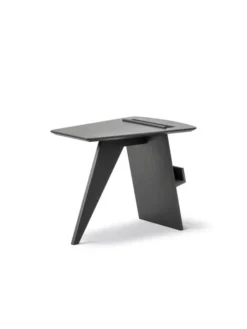Risom Magazine Table fra Fredericia Furniture