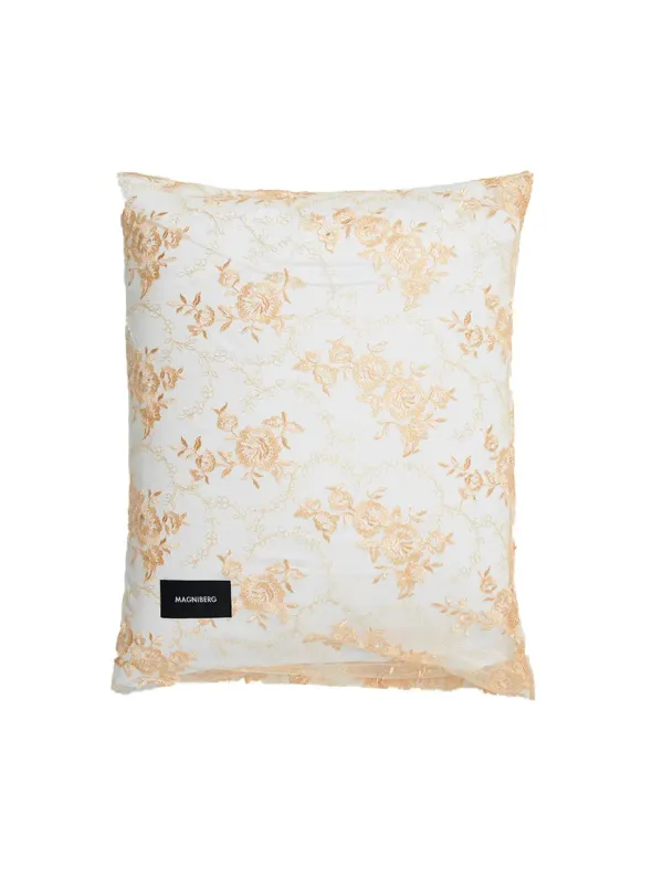Rose Lace Pillow Cover Single fra Magniberg