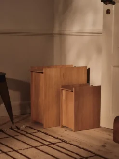 Sama Wooden Bin fra Ferm Living