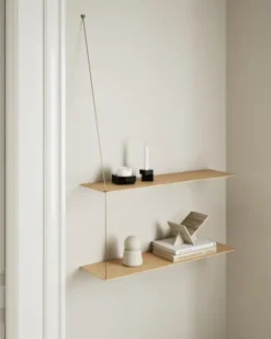 Serene Jar, tall fra Woud