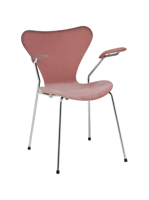 3207 Serie 7 Armstol af Arne Jacobsen