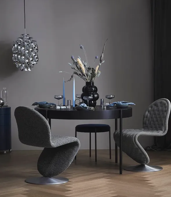 Serie 430 bord, sort af Verner Panton