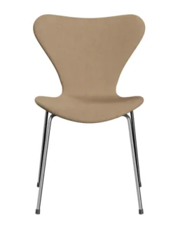 3107 Serie 7, fuldpolstret af Arne Jacobsen