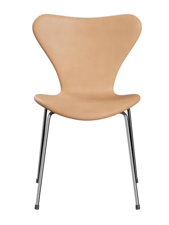 3107 Serie 7, fuldpolstret af Arne Jacobsen