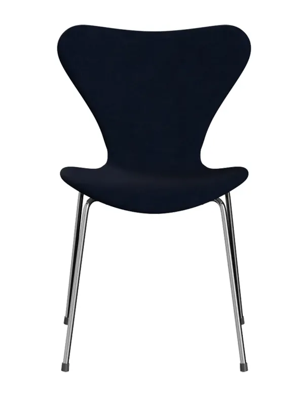 3107 Serie 7, fuldpolstret af Arne Jacobsen