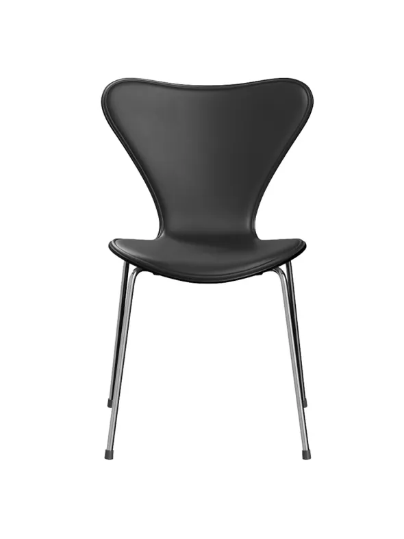 3107 Serie 7 Stol, forsidepolstret af Arne Jacobsen