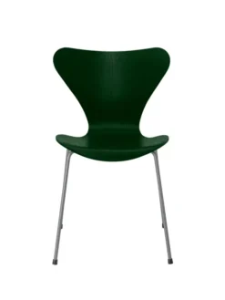 3107 Serie 7 stol i farvet ask af Arne Jacobsen