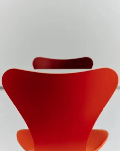 3107 Serie 7 stol - Verner Panton 100 fra Fritz Hansen