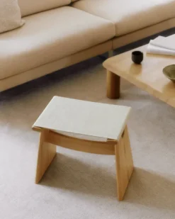 Seto Stool, eg lys olie fra Fredericia Furniture