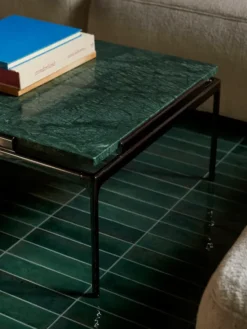 Sett LN12 Sofabord, verde guatemala marble / dark chrome fra &Tradition